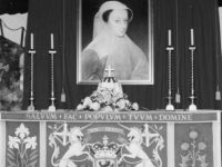 Mary Queen Of Scots Got Her Head Chopped Off